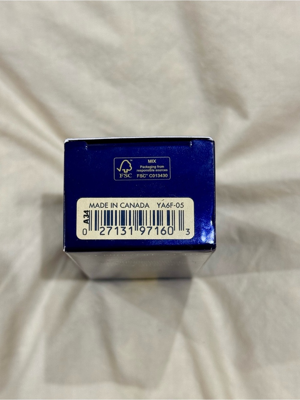 Estee Lauder Double Wear Foundation 4N1 *Original Formula* - Picture 3 of 4